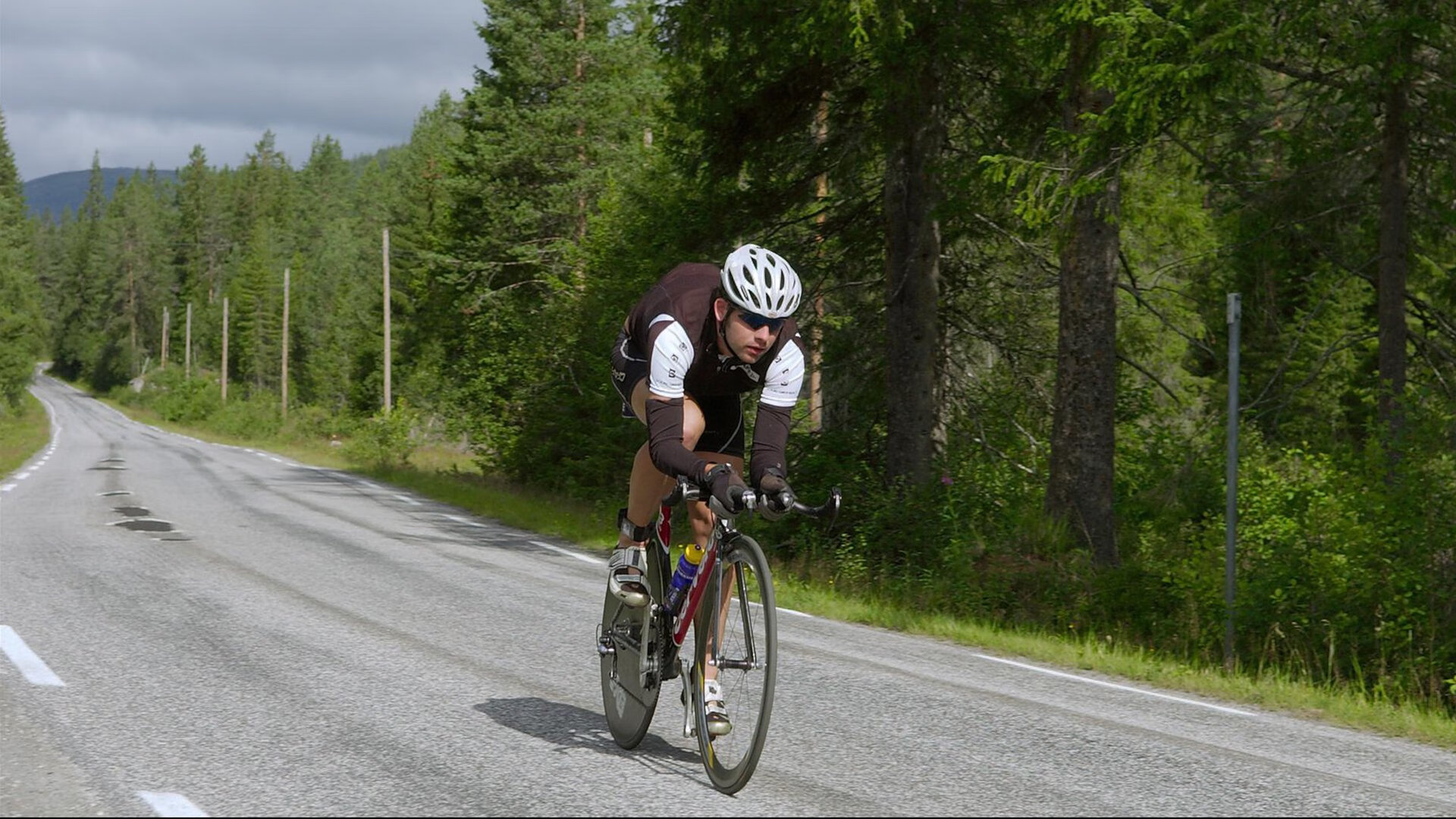 开云体育下载-门迪的指尖与姆巴佩的叹息,当东决法则降临世界杯淘汰赛