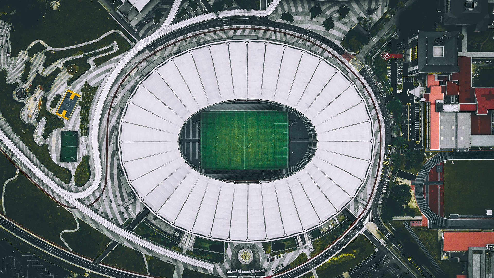 世界杯2026-东契奇欧冠封神夜，活塞铁血防守启示录，伟大胜利的两种面孔